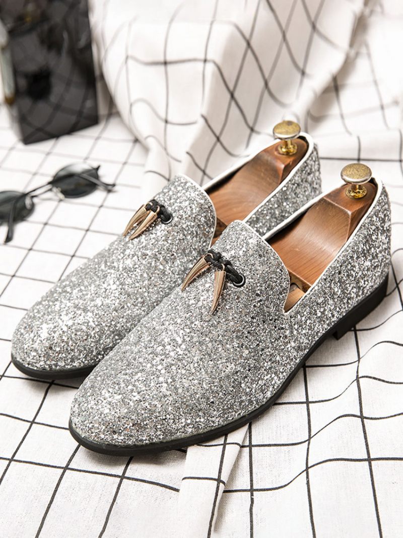 Miesten Loafer Prom Party Hääkengät Mustat Glitter Slip-on Pyöreävarvasmekko Juhlajuhlien - Hopea