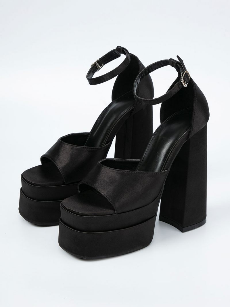 Naisten Block Heel Sandaalit Satin Square Toe Nilkkahihna High - Musta