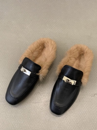 Mustat Naisten Loaferit Tekoturkismetalliset Yksityiskohdat Slip On Loafer-kengät